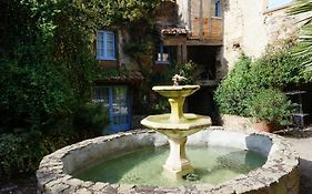 Gite Les Volets Bleus du Segur